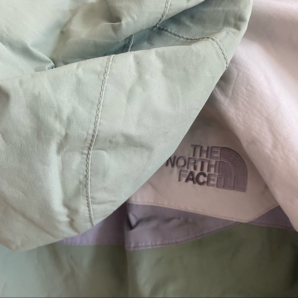 North Face Two Piece Wind Breaker - Picture 4 of 8